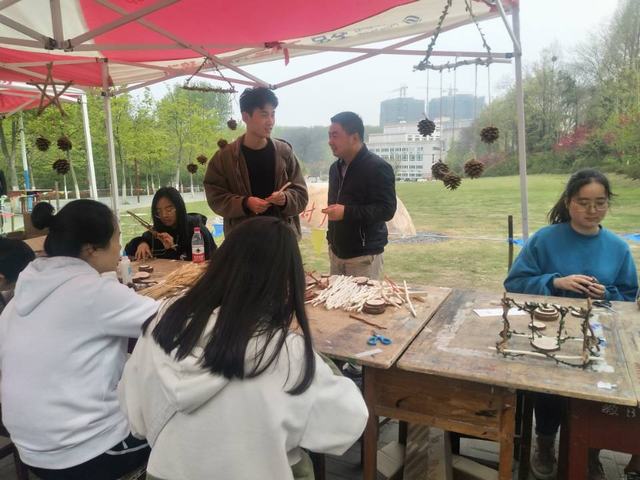 298876EBF66ADA013824475A9BEB0B0C.jpg 298876EBF66ADA013824475A9BEB0B0C.jpg