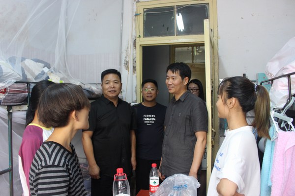 IMG_0011.JPG IMG_0011.JPG