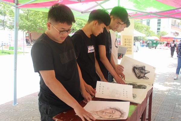 IMG_6689.JPG IMG_6689.JPG